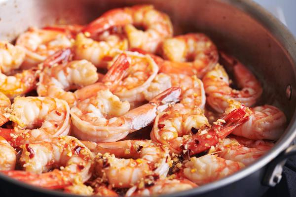 Is it OK to eat shrimp every day?